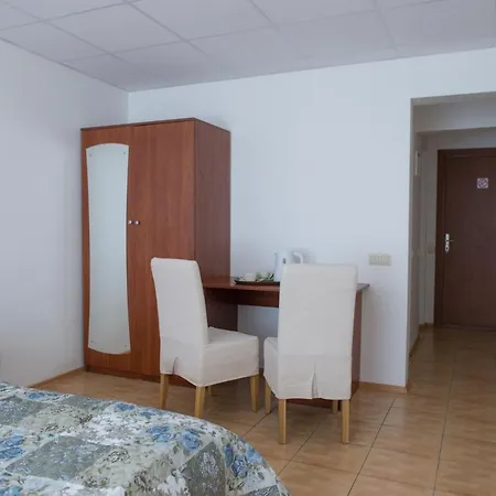 Albergue Kauno Jachtklubas Baltosios Bures