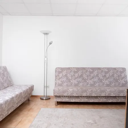 Vandrarhem Kauno Jachtklubas Baltosios Bures *