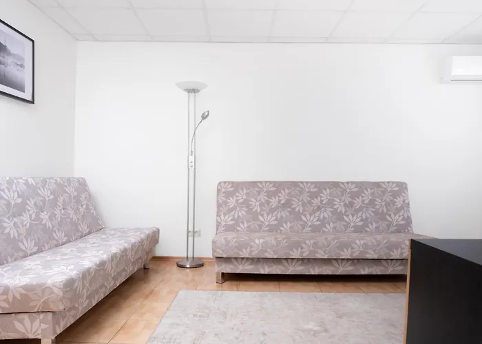 Hostel Kauno Jachtklubas Baltosios Bures *